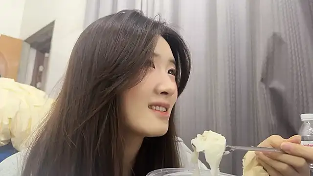 Moonlight-23 online show from 11/21/25, 12:59