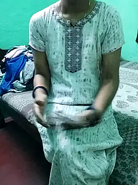 Snapshot of Apurvaa chatting on 12/02/25, 01:50 Apurvaa online show from 12/02/25, 01:50