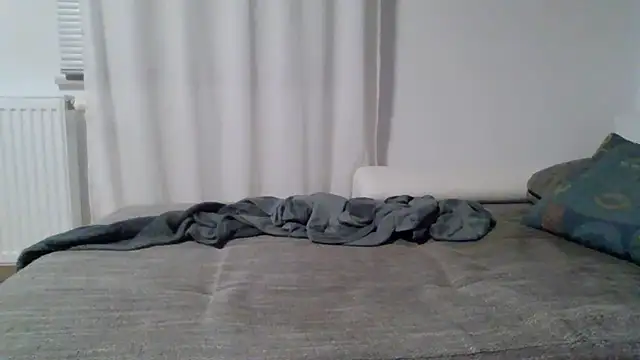 Snapshot of XLBarehengst chatting on 09/18/25, 07:49 XLBarehengst online show from 09/18/25, 07:49