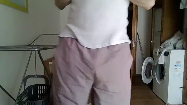 Snapshot of XLBarehengst chatting on 03/16/26, 09:57 XLBarehengst online show from 03/16/26, 09:57