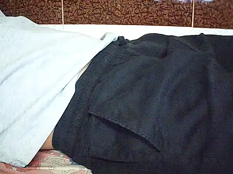 Snapshot of Kunbet chatting on 04/10/26, 03:50 Kunbet online show from 04/10/26, 03:50