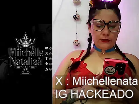 Snapshot of miichellemalvoa chatting on 05/02/26, 04:45 miichellemalvoa online show from 05/02/26, 04:45
