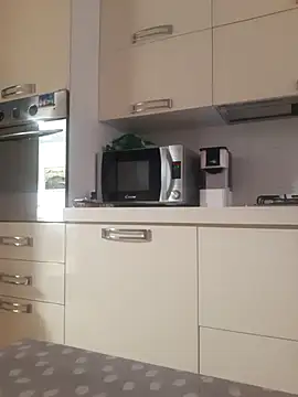 Snapshot of singolo_discreto chatting on 04/10/26, 05:34 singolo discreto online show from 04/10/26, 05:34