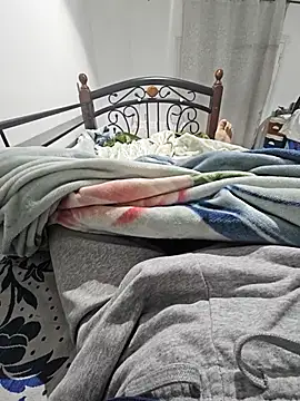 Snapshot of fena-sikerimmm chatting on 09/08/25, 10:42 fena-sikerimmm online show from 09/08/25, 10:42