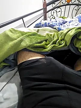 Snapshot of fena-sikerimmm chatting on 04/05/26, 11:02 fena-sikerimmm online show from 04/05/26, 11:02