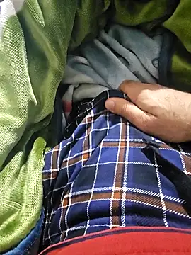 Snapshot of fena-sikerimmm chatting on 04/23/26, 10:45 fena-sikerimmm online show from 04/23/26, 10:45