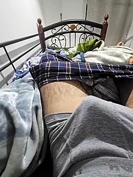 Snapshot of fena-sikerimmm chatting on 04/24/26, 10:01 fena-sikerimmm online show from 04/24/26, 10:01