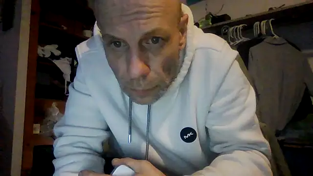 Snapshot of bifreakyfun chatting on 02/03/26, 10:20 bifreakyfun online show from 02/03/26, 10:20