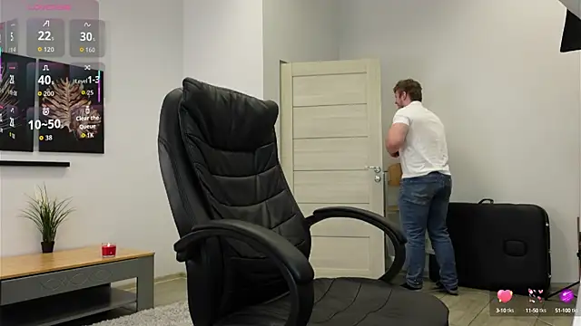 Richard Dullas online show from 10/03/25, 12:24