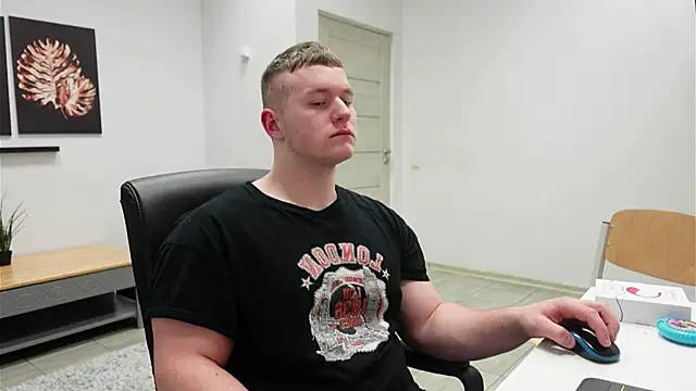 Richard Dullas online show from 11/25/25, 07:25