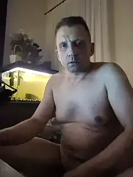 Snapshot of bajka760 chatting on 09/15/25, 01:49 bajka760 online show from 09/15/25, 01:49