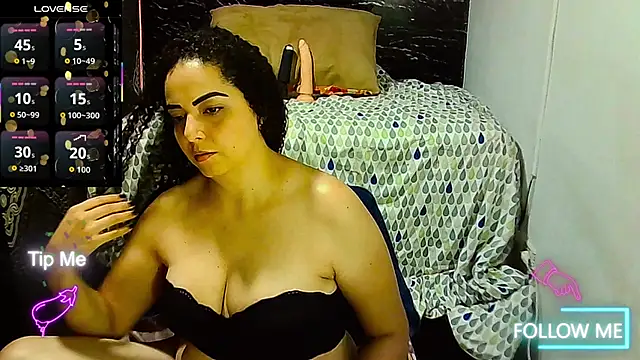  naughty milf online show from 01/13/26, 03:12