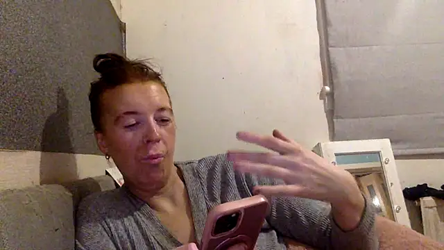 Snapshot of Bellababexox chatting on 06/01/26, 12:56 Bellababexox online show from 06/01/26, 12:56