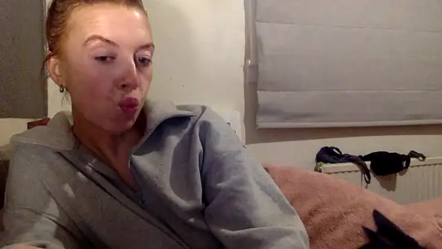 Snapshot of Bellababexox chatting on 06/10/26, 12:11 Bellababexox online show from 06/10/26, 12:11