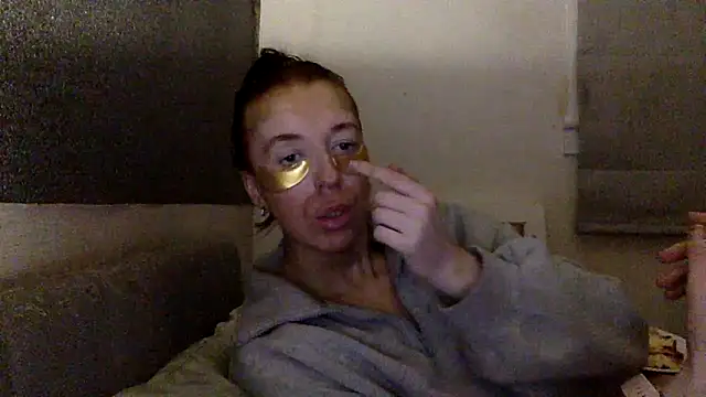 Snapshot of Bellababexox chatting on 06/19/26, 02:49 Bellababexox online show from 06/19/26, 02:49
