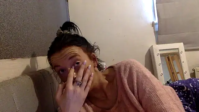Snapshot of Bellababexox chatting on 07/13/26, 03:26 Bellababexox online show from 07/13/26, 03:26