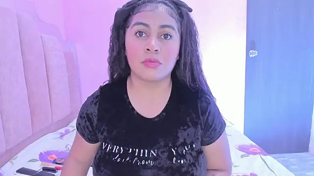 Snapshot of AndreaSweet2 chatting on 09/11/25, 08:09 AndreaSweet2 online show from 09/11/25, 08:09