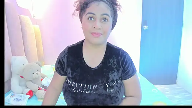 Snapshot of AndreaSweet2 chatting on 09/25/25, 07:50 AndreaSweet2 online show from 09/25/25, 07:50