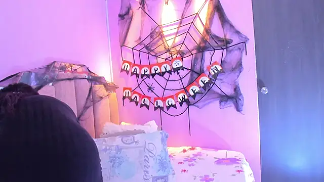 Snapshot of AndreaSweet2 chatting on 10/16/25, 07:59 AndreaSweet2 online show from 10/16/25, 07:59