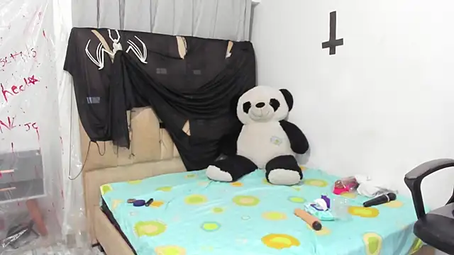 Snapshot of AndreaSweet2 chatting on 10/30/25, 04:52 AndreaSweet2 online show from 10/30/25, 04:52