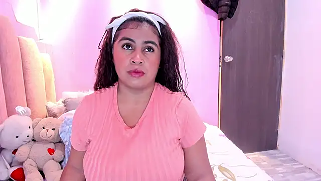 Snapshot of AndreaSweet2 chatting on 11/13/25, 08:08 AndreaSweet2 online show from 11/13/25, 08:08