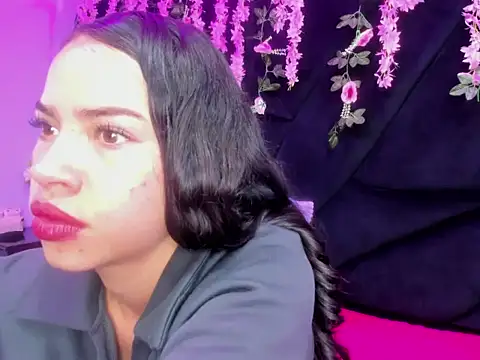 Snapshot of Nanis_James chatting on 02/24/26, 02:53 Nanis James online show from 02/24/26, 02:53