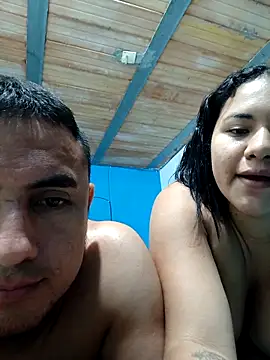 Snapshot of Geral_Yeraldyn09 chatting on 10/15/25, 01:39 Geral Yeraldyn09 online show from 10/15/25, 01:39