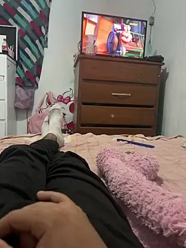 Snapshot of 09chino_ chatting on 12/14/25, 12:27 09chino online show from 12/14/25, 12:27