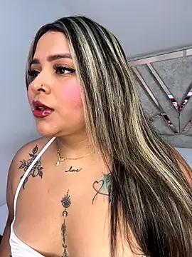 Snapshot of ashley-swift- chatting on 01/09/26, 07:11 ashley-swift- online show from 01/09/26, 07:11