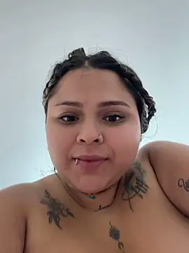 Snapshot of ashley-swift- chatting on 03/21/26, 12:10 ashley-swift- online show from 03/21/26, 12:10