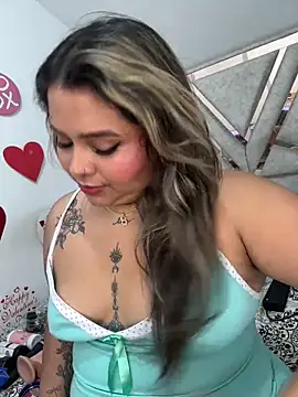 Snapshot of ashley-swift- chatting on 04/10/26, 07:46 ashley-swift- online show from 04/10/26, 07:46