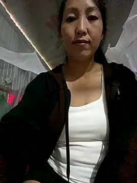 Huong-Ly online show from 09/11/25, 02:00