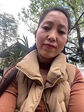 Huong-Ly online show from 02/13/26, 06:31