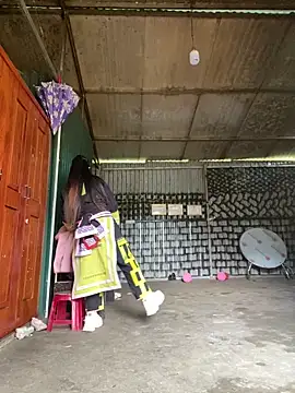 Huong-Ly online show from 02/26/26, 04:44