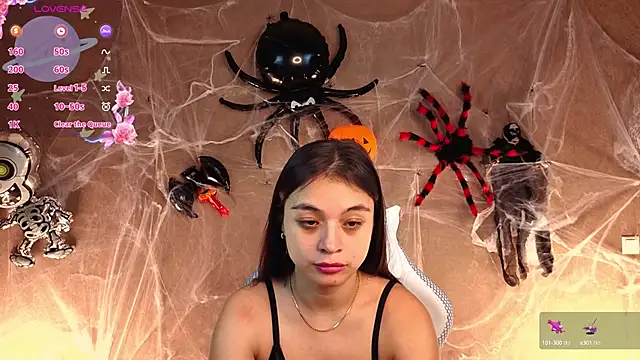 Snapshot of Leila_Hefner chatting on 10/16/25, 02:23 Leila Hefner online show from 10/16/25, 02:23