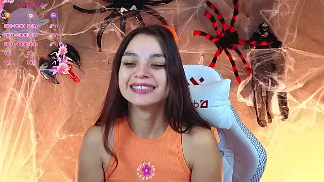 Snapshot of Leila_Hefner chatting on 10/22/25, 02:23 Leila Hefner online show from 10/22/25, 02:23