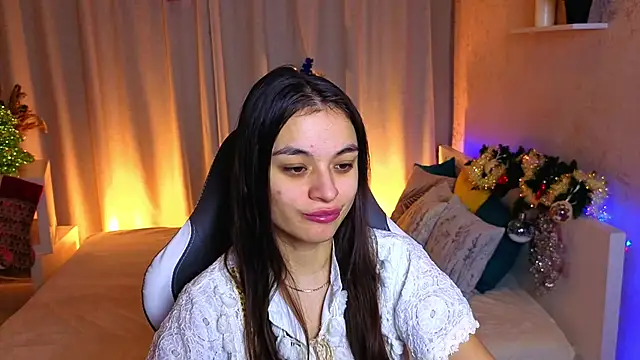 Snapshot of Leila_Hefner chatting on 12/05/25, 02:42 Leila Hefner online show from 12/05/25, 02:42