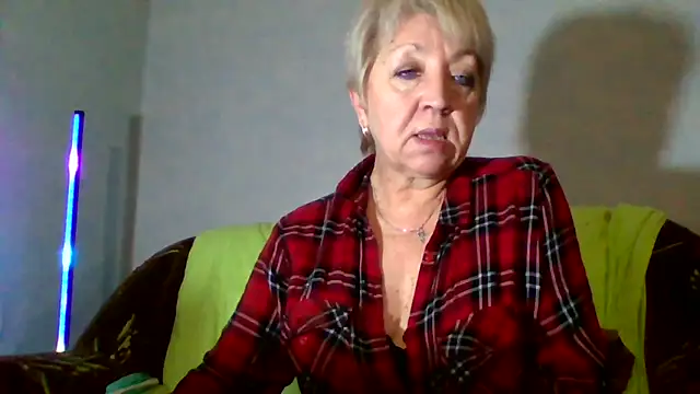 DianaQDream online show from 02/26/26, 03:33