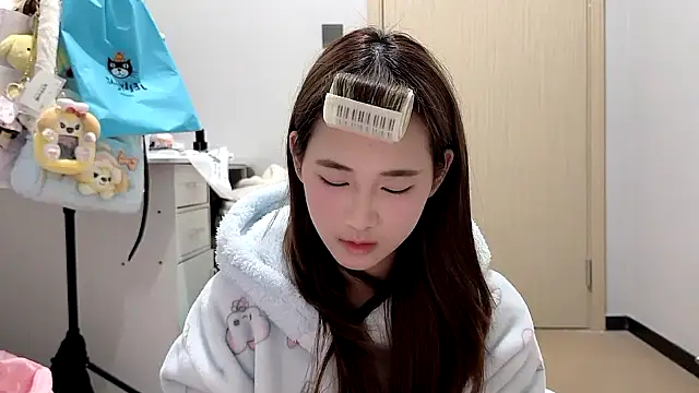 Snapshot of Ann-cookie chatting on 01/18/26, 03:49 Ann-cookie online show from 01/18/26, 03:49