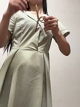 Snapshot of crhong666 chatting on 09/19/25, 11:38 crhong666 online show from 09/19/25, 11:38