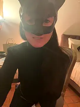 LesAmantsAE2 online show from 10/01/25, 05:30