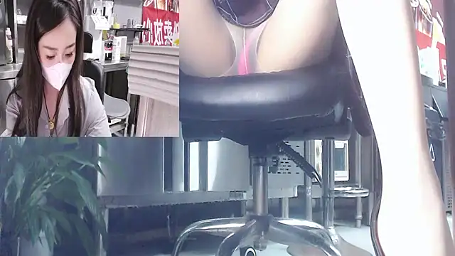 Eileen-L online show from 09/26/25, 01:48