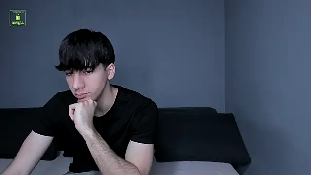 Snapshot of Quentin_Blake chatting on 04/15/26, 05:25 Quentin Blake online show from 04/15/26, 05:25