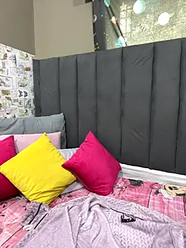 Dirtydaisyxx25 online show from 11/25/25, 10:26