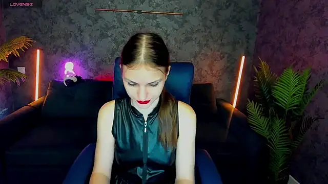 Snapshot of PussyOnLuck chatting on 11/06/25, 06:58 PussyOnLuck online show from 11/06/25, 06:58