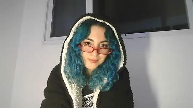 Snapshot of peetitefairy chatting on 05/25/26, 05:24 peetitefairy online show from 05/25/26, 05:24