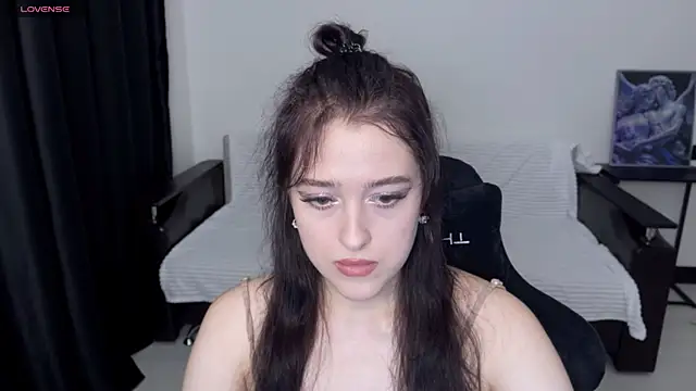 Snapshot of Sunshine_J chatting on 10/09/25, 01:42 Sunshine J online show from 10/09/25, 01:42