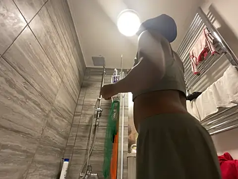 Curvy AfricanQuinn online show from 09/22/25, 05:53