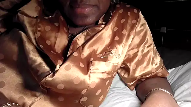 Curvy AfricanQuinn online show from 03/13/26, 10:27