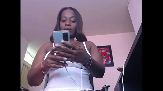 Snapshot of SusanSexy82 chatting on 03/16/26, 02:21 SusanSexy82 online show from 03/16/26, 02:21